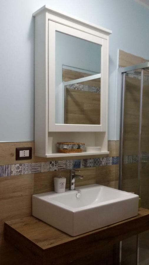 Alla Casetta Apartment ปาแลร์โม ภายนอก รูปภาพ